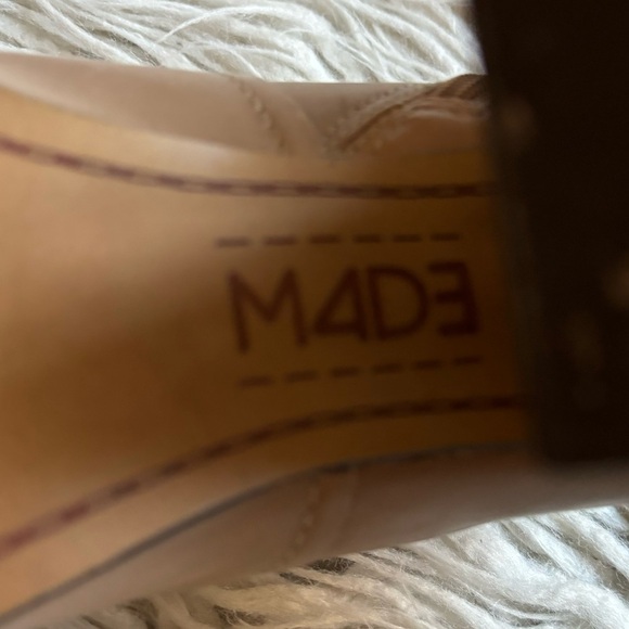 M4DE Tan Leather Ankle Stacked Block Heel Pointed Toe Asymmetric Booties Size 9 - Picture 10 of 12